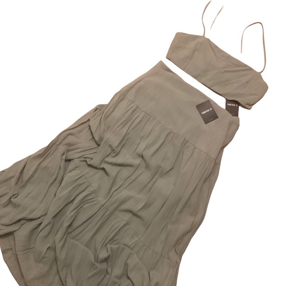 FOREVER 21 • High Waisted Skirt & Crop Halter